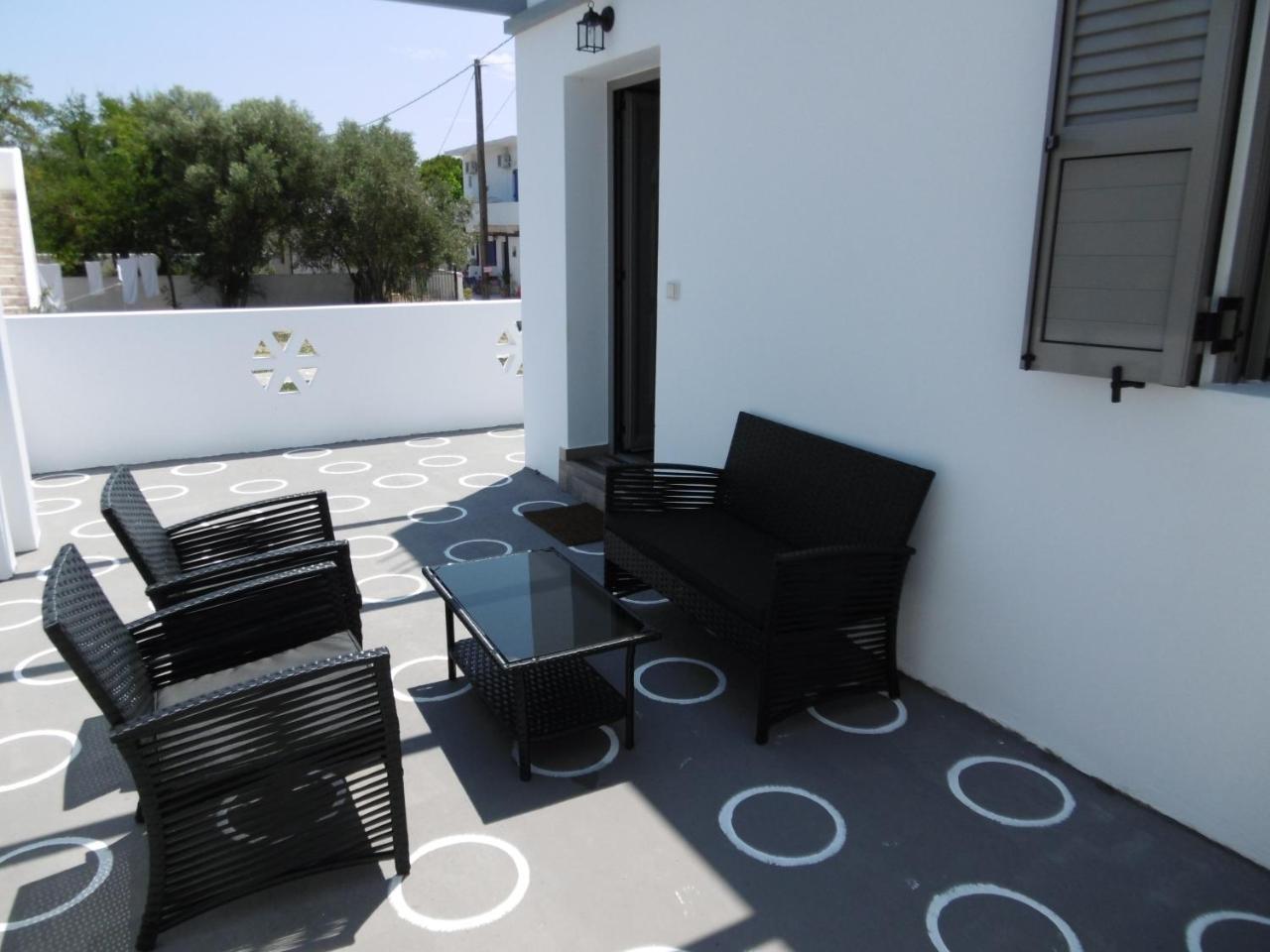 Skyros Panorama Studios Экстерьер фото